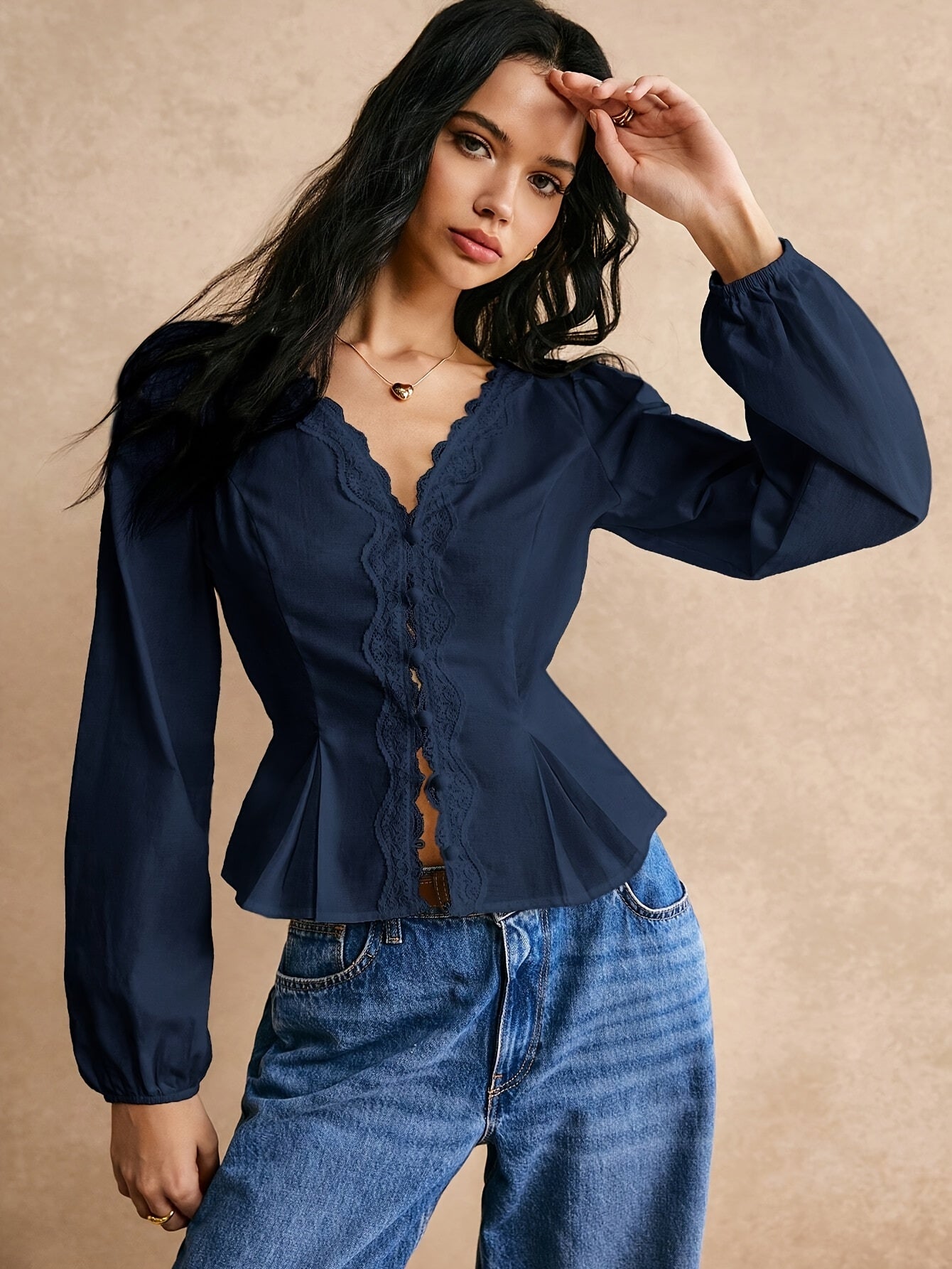 Emma | Blouse met kanten details