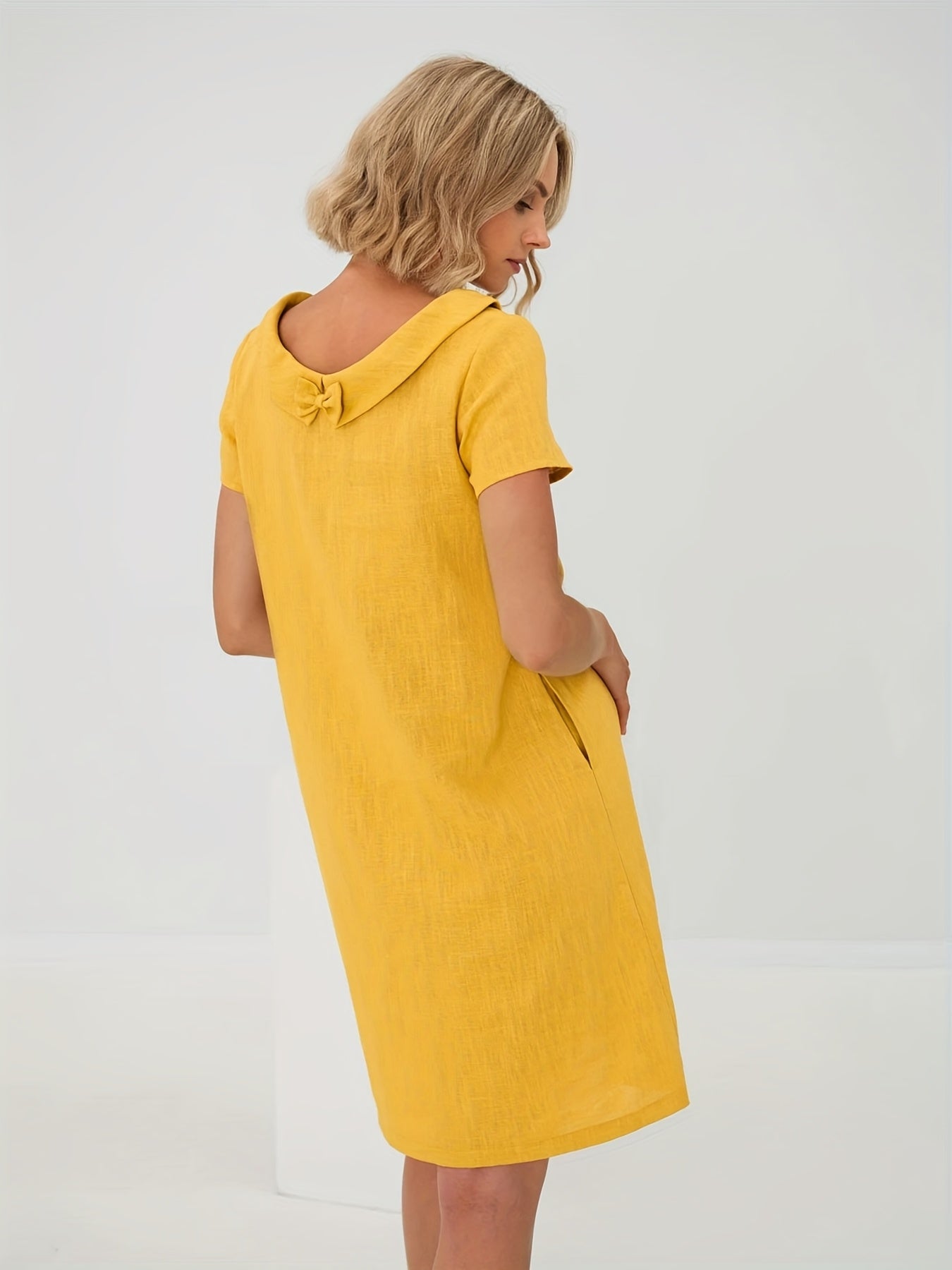 Susie | Linen dress with turtleneck