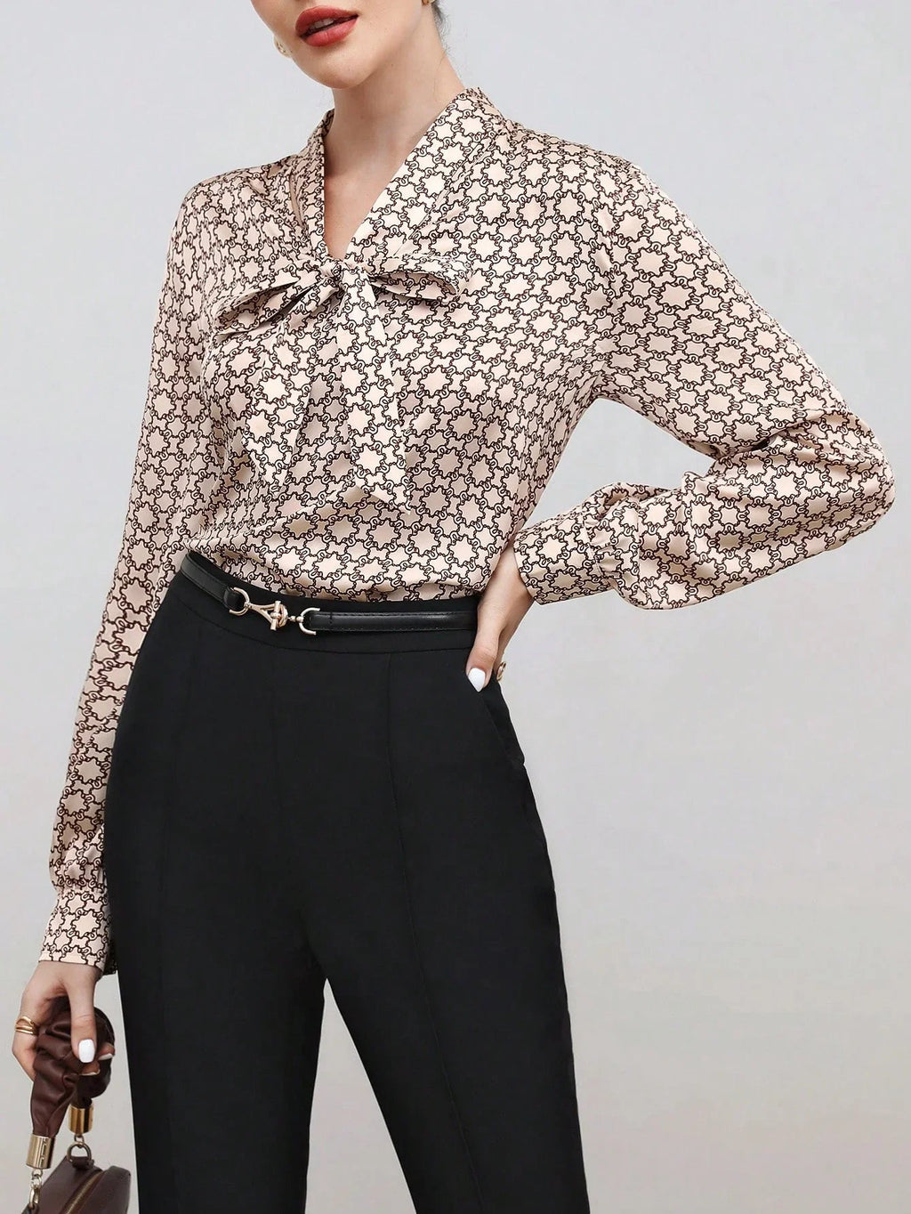 Tamita | Satin blouse with print and bow collar