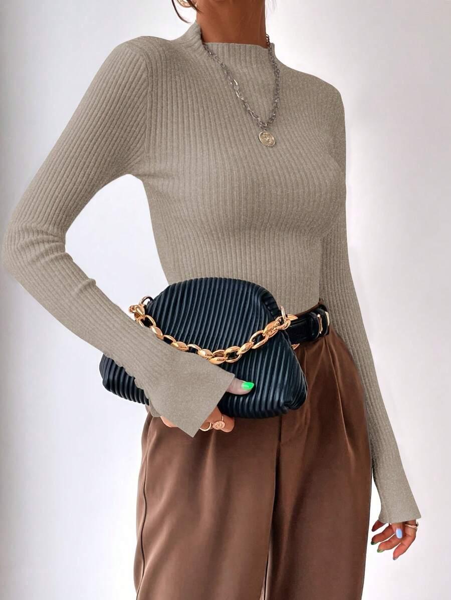 Joani | Ribbed mock neck sweater