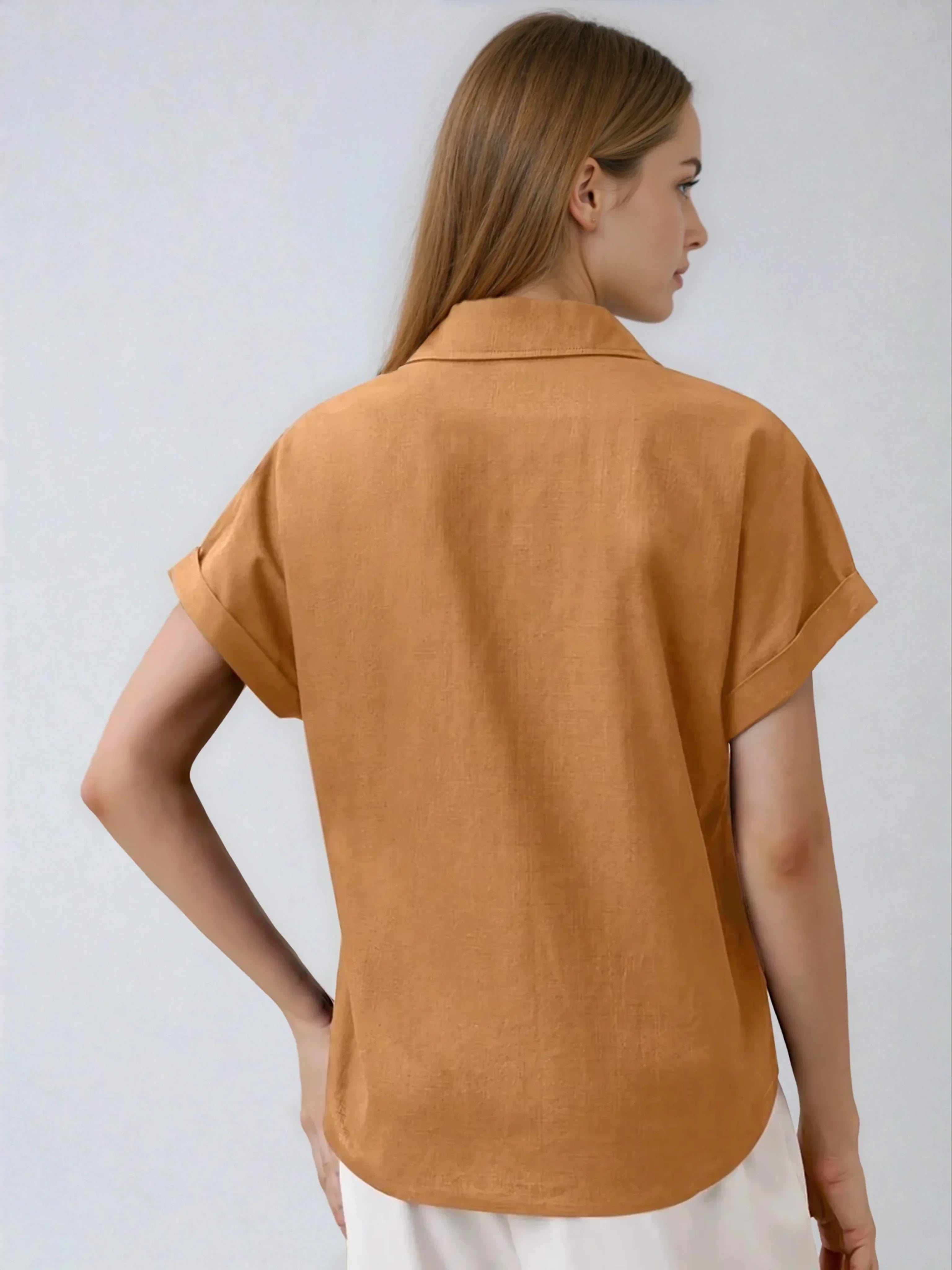 Tess | Shirt with button fastening