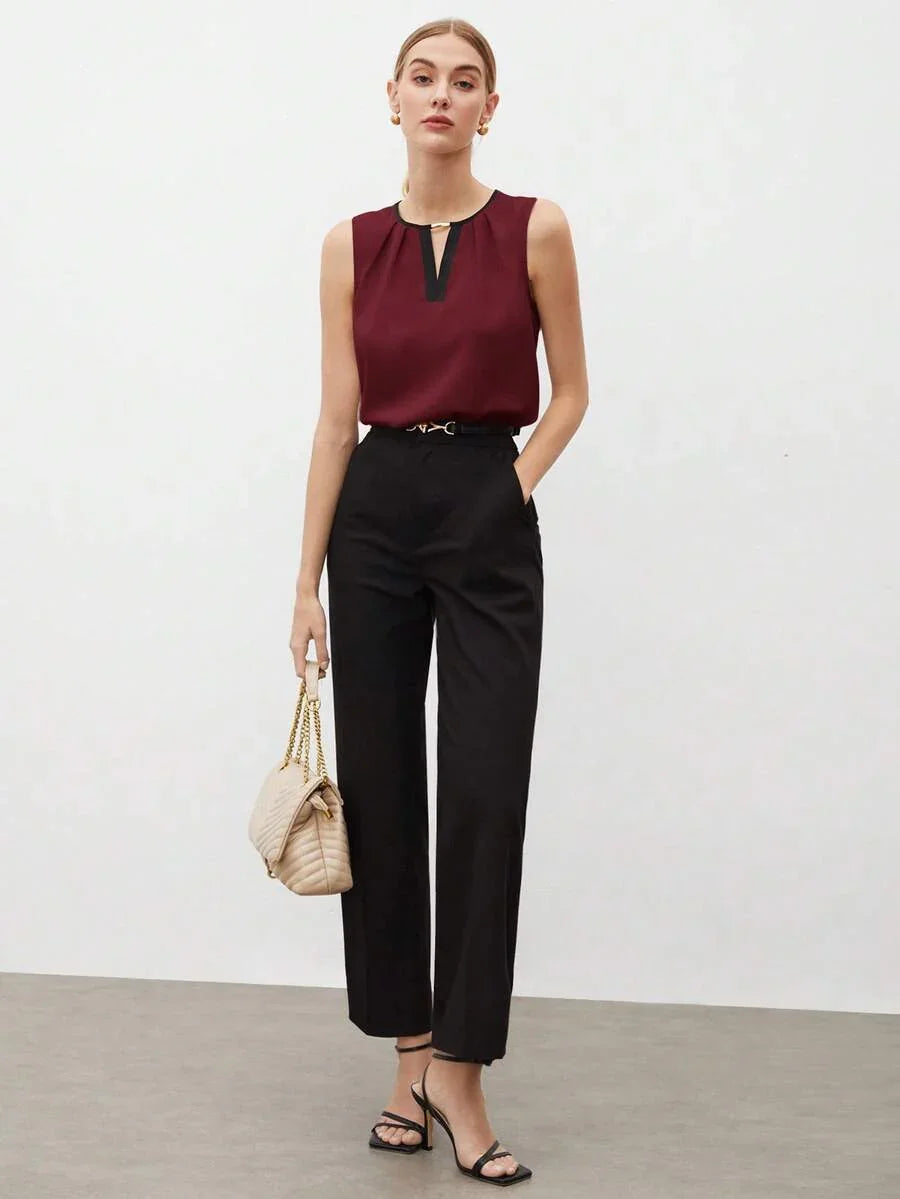 Tyra | Sleeveless burgundy top
