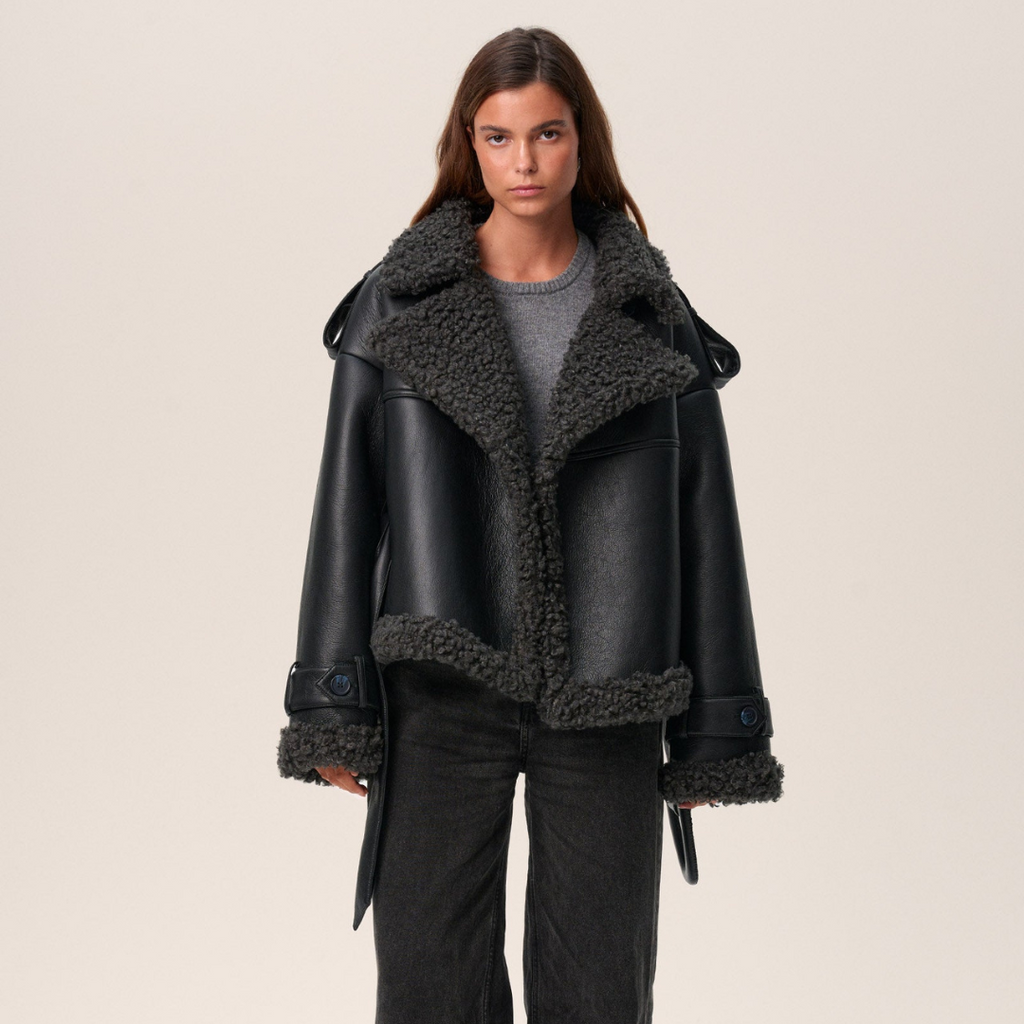 Syra | Black shearling jacket with belt