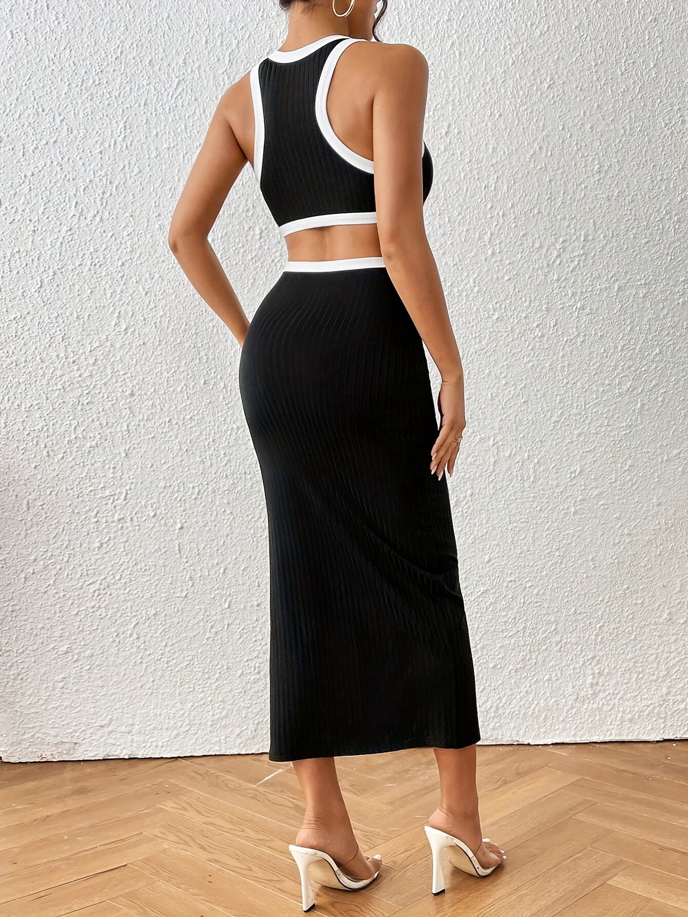 July | Contrast Jurk