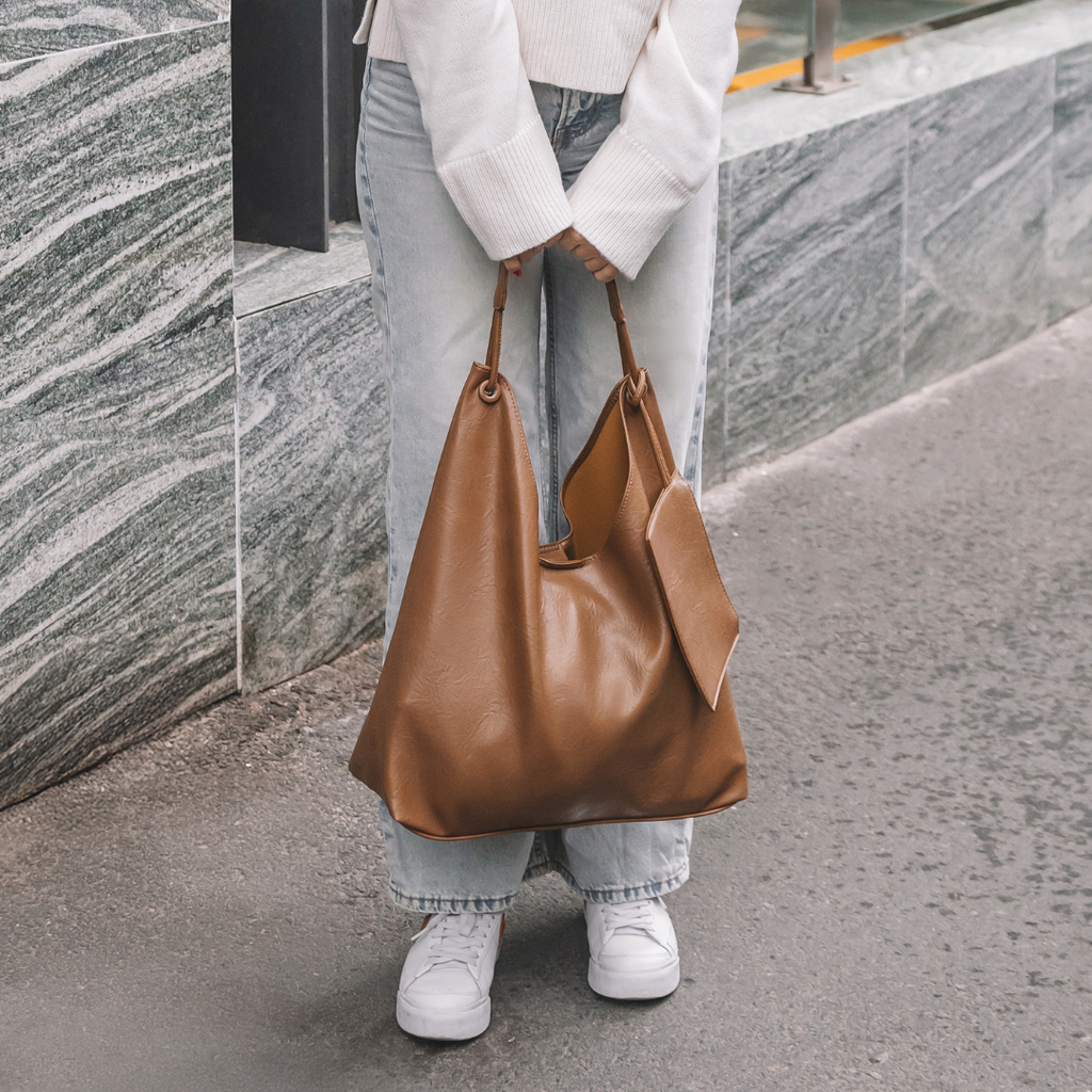 Slouchy shoulder bag