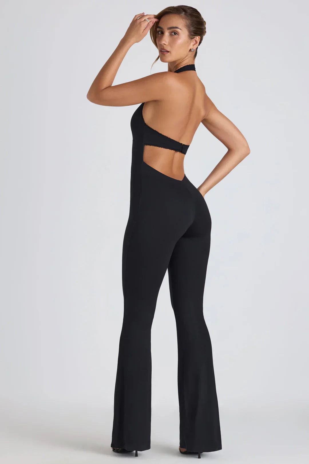 Valora | Halter jumpsuit met open rug