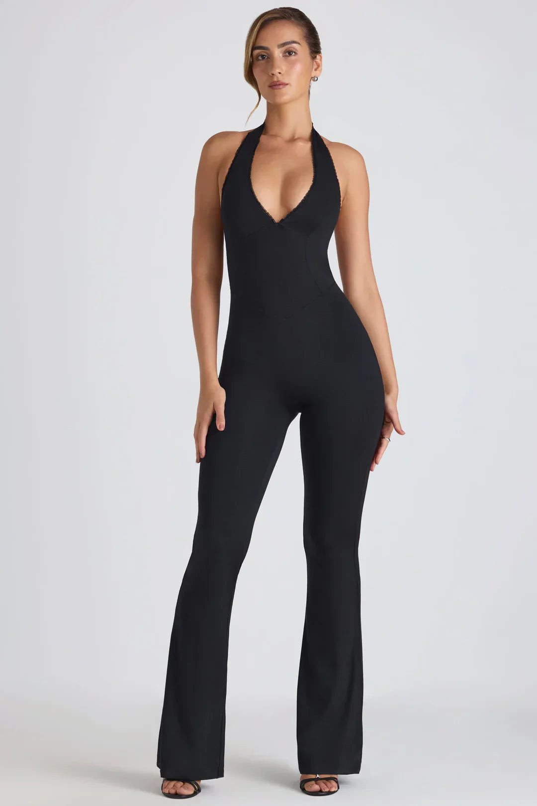 Valora | Halter jumpsuit met open rug