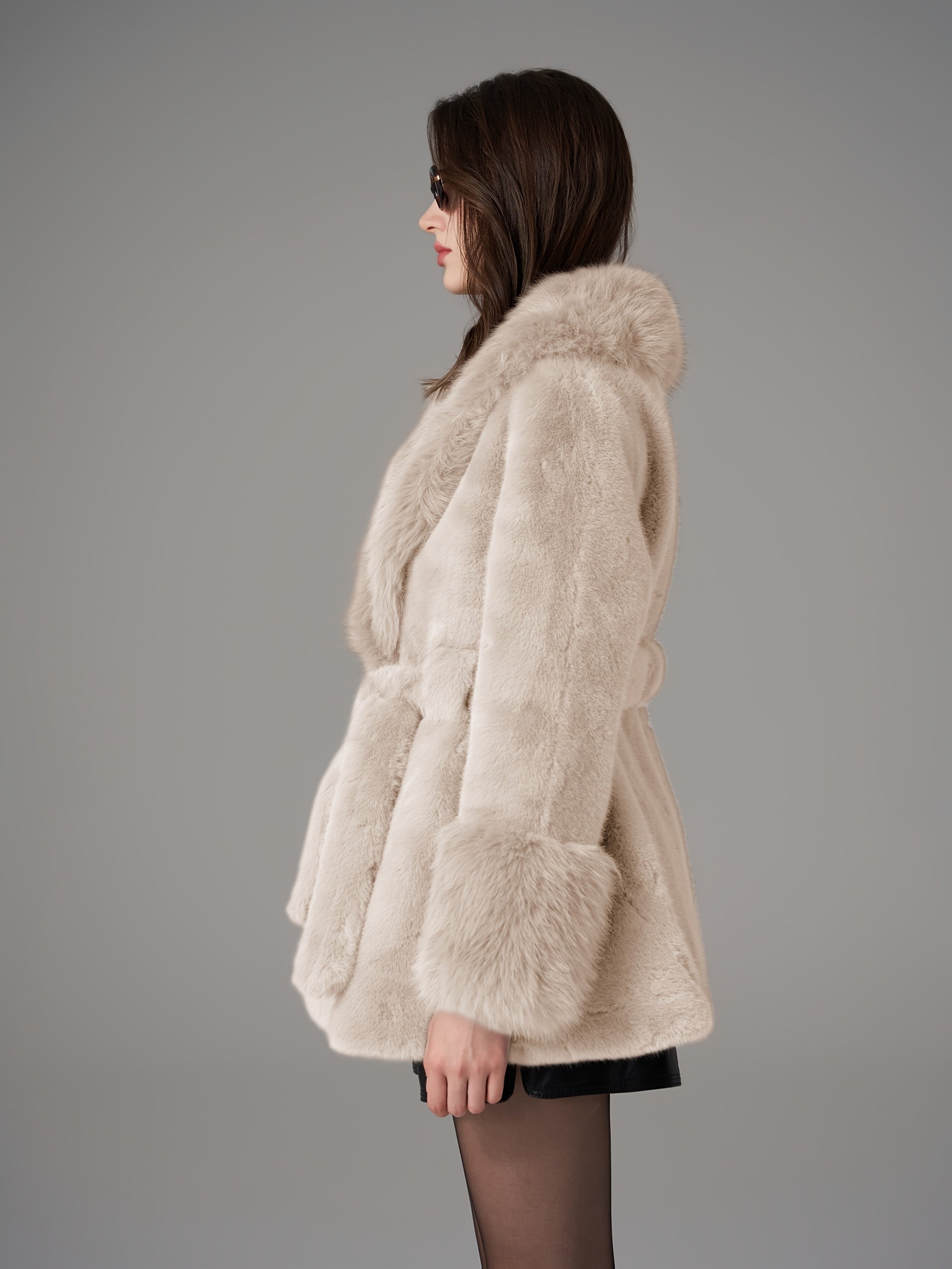 Sharon | Beige faux fur wrap coat