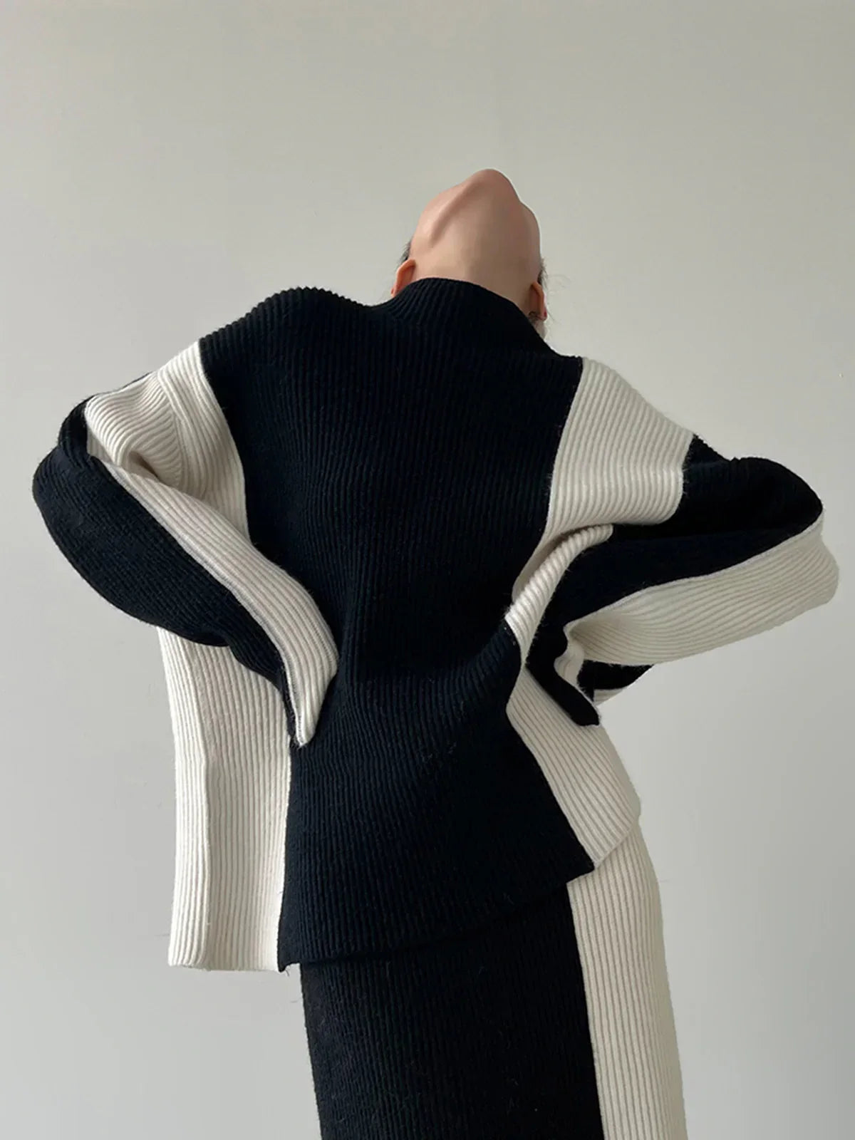 Black & white knit two-piece set