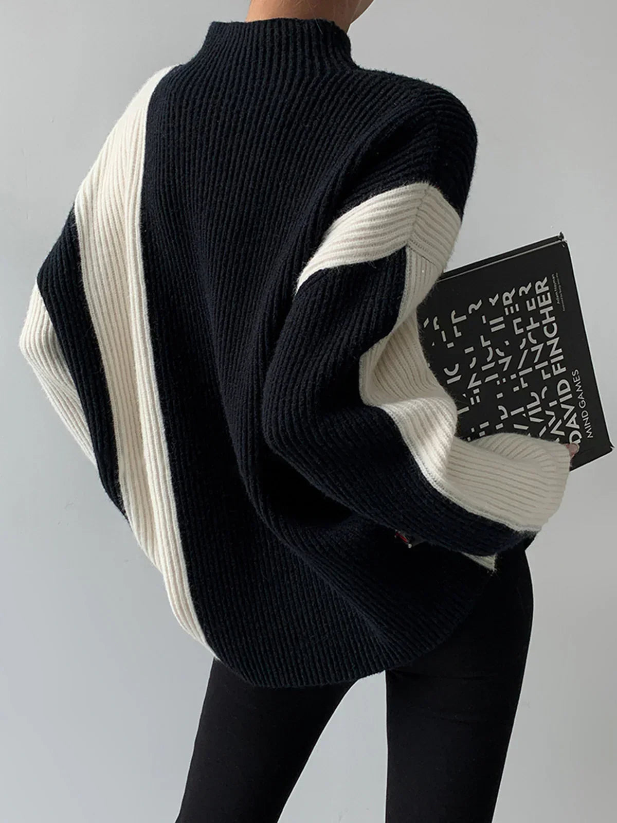 Black & white knit two-piece set