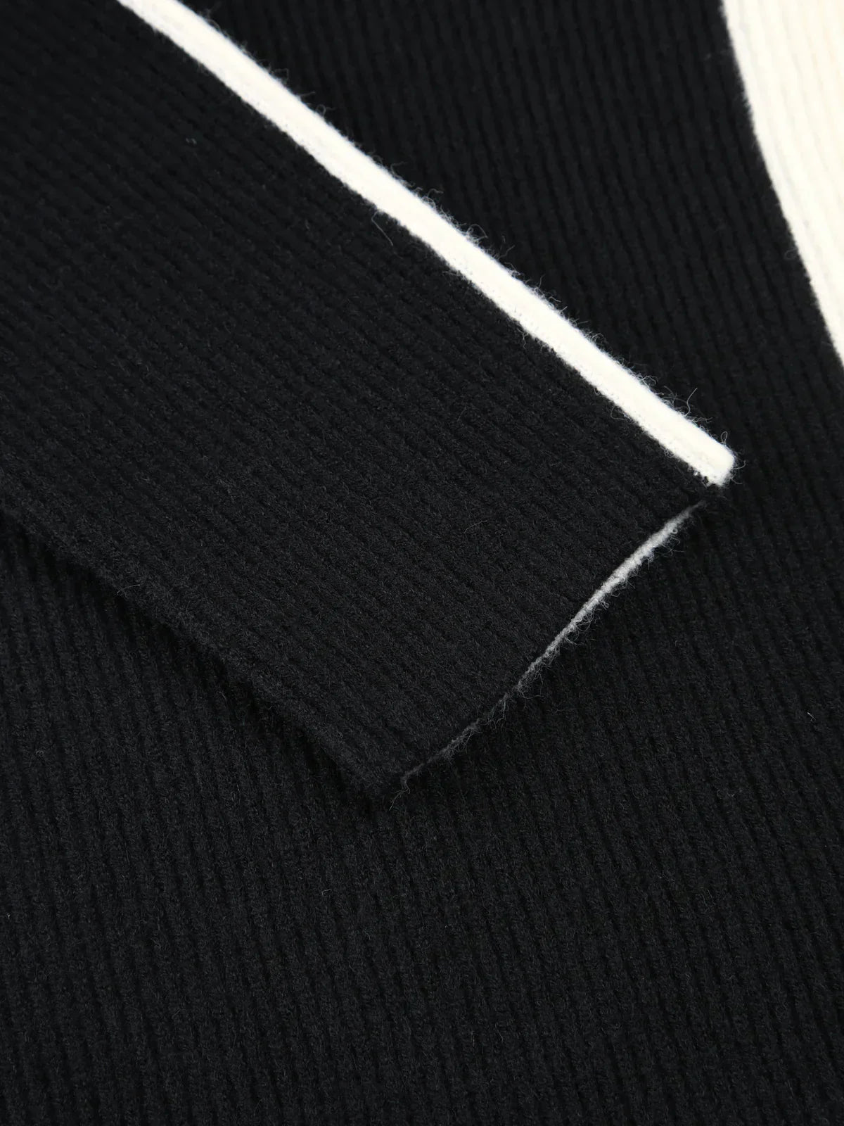 Black & white knit two-piece set