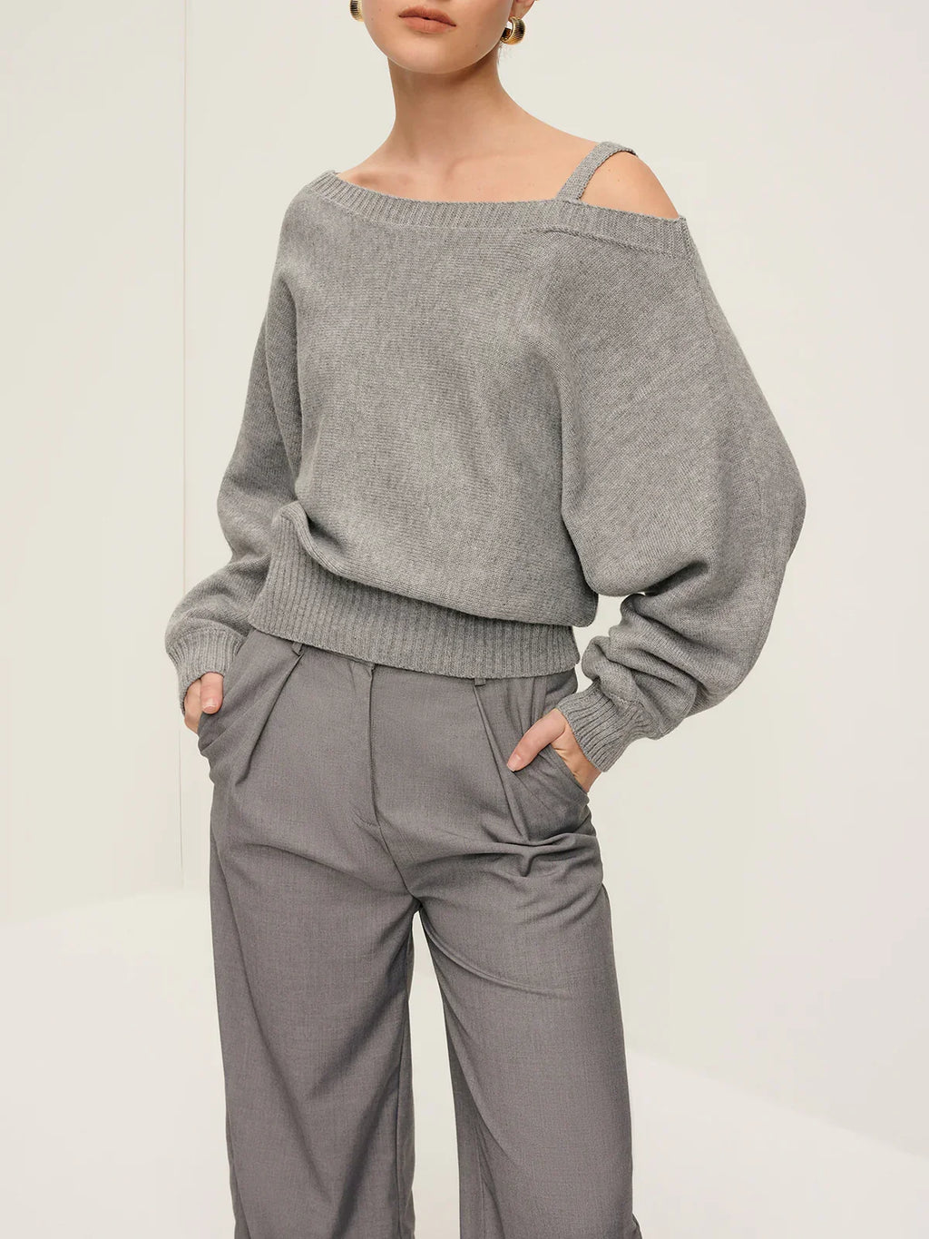 Jalena | Oversized off-shoulder sweater
