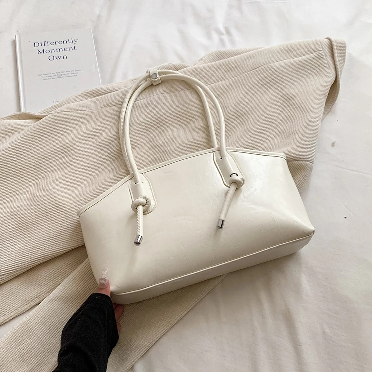 Aria Vintage Shoulder Bag