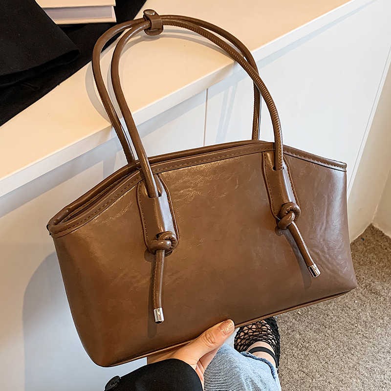 Aria Vintage Shoulder Bag