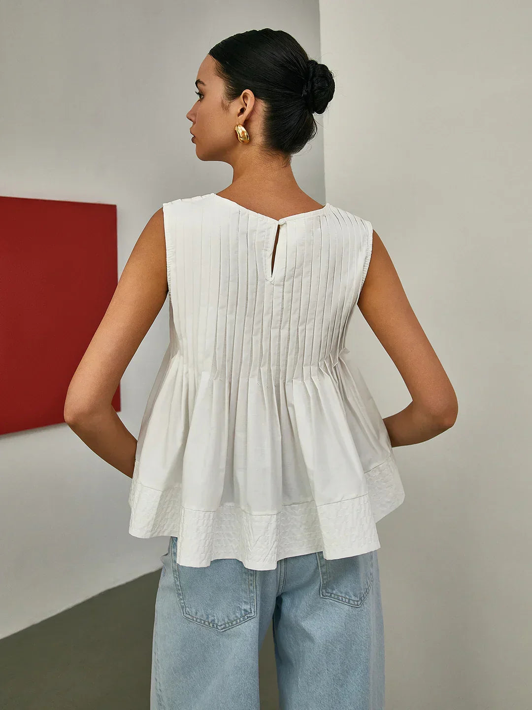 Tala | Pleated sleeveless blouse
