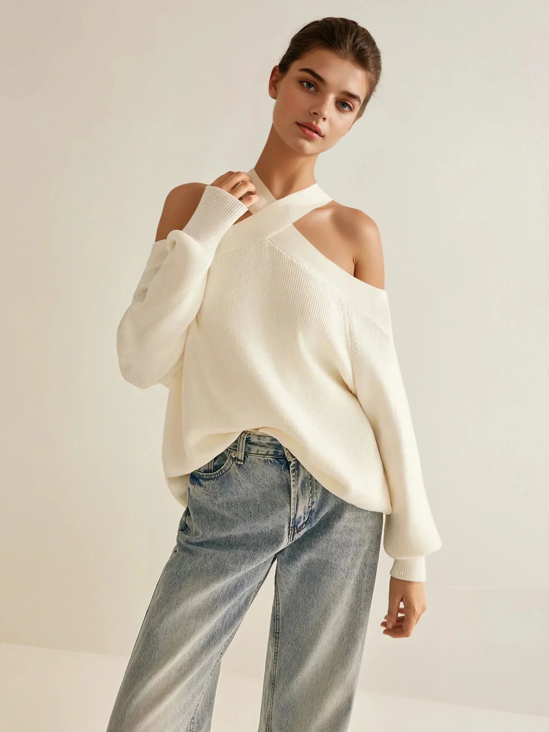 Jenn | Off-shoulder crisscross sweater