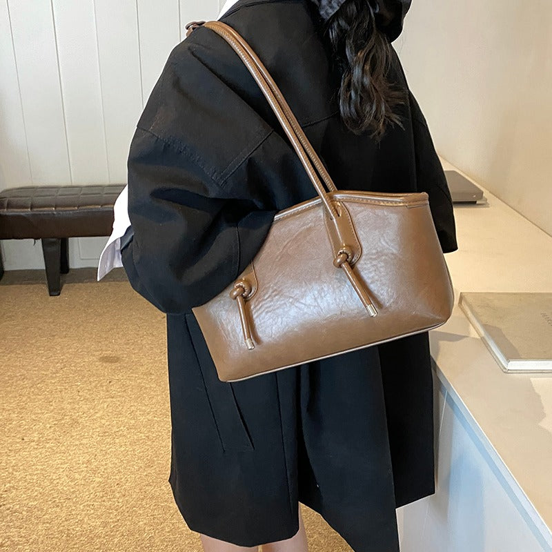 Aria Vintage Shoulder Bag