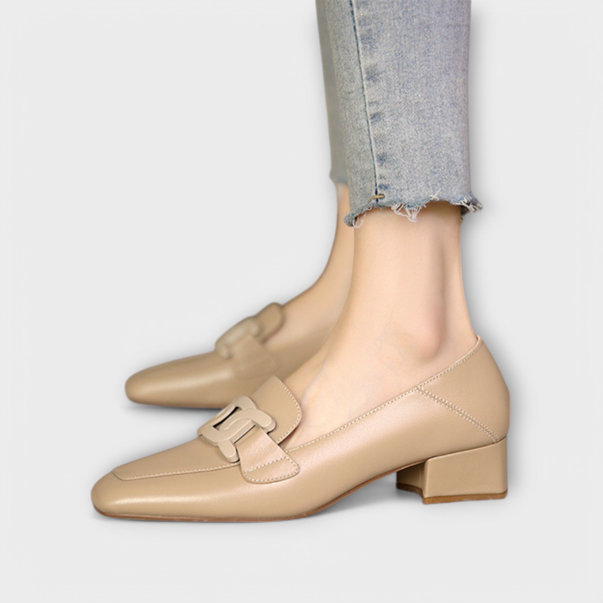 Beige loafer