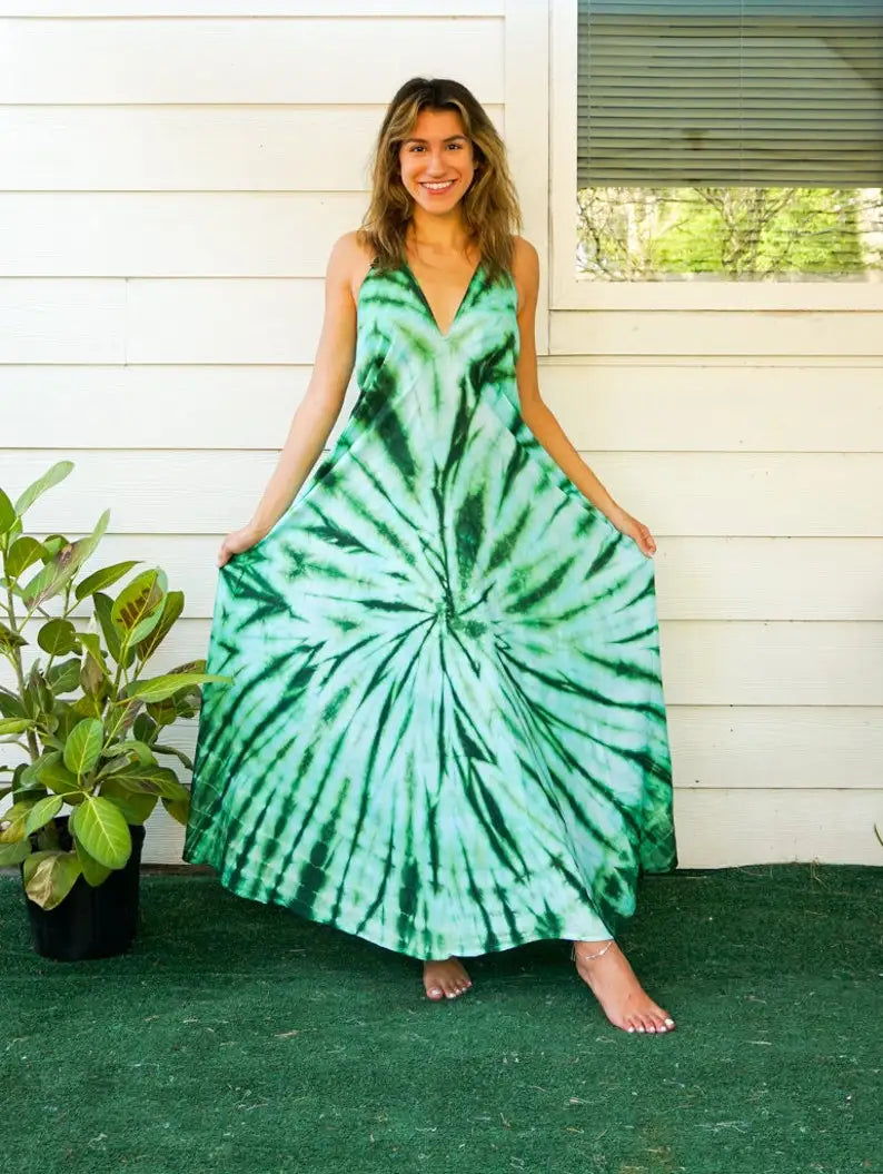 Emerald Breeze | Tie-Dye maxi dress