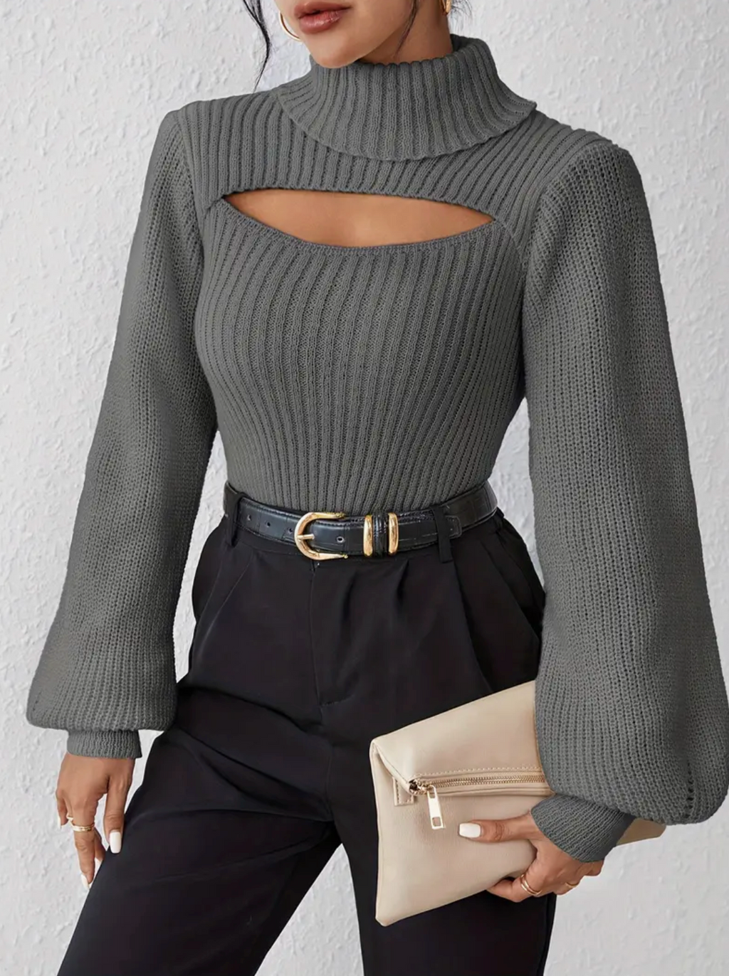 Hilary | high neck sweater with cut-out