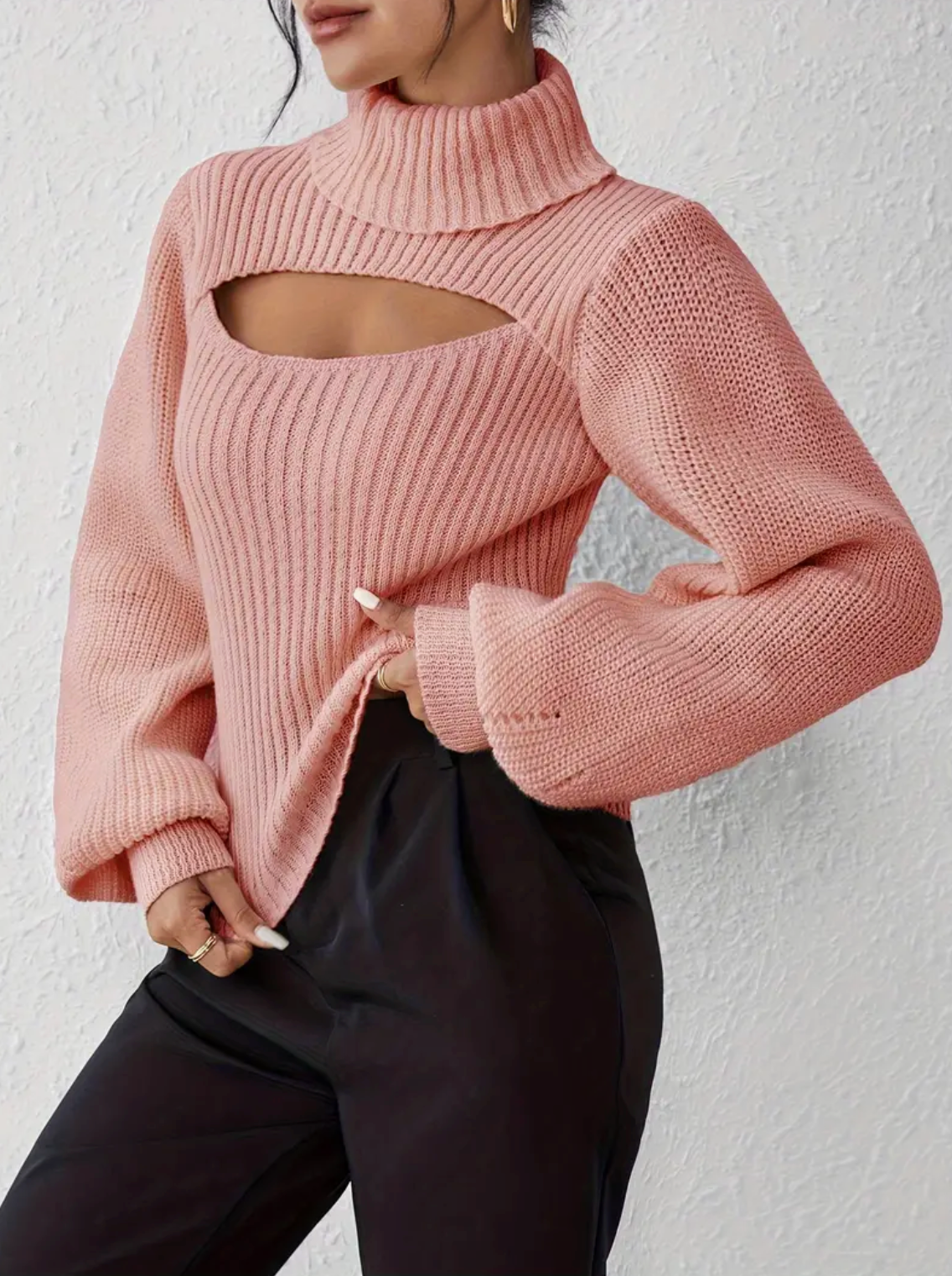 Hilary | high neck sweater with cut-out