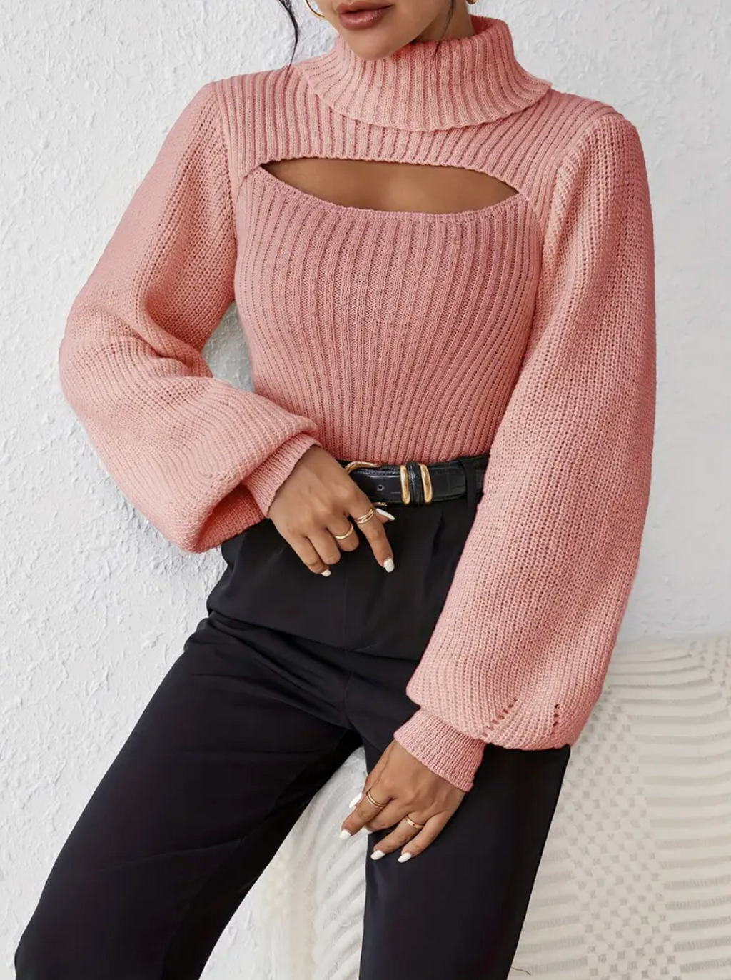 Hilary | high neck sweater with cut-out