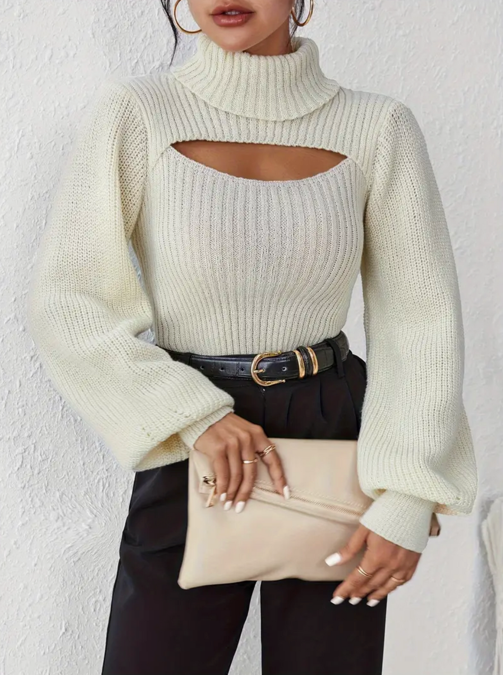 Hilary | high neck sweater with cut-out