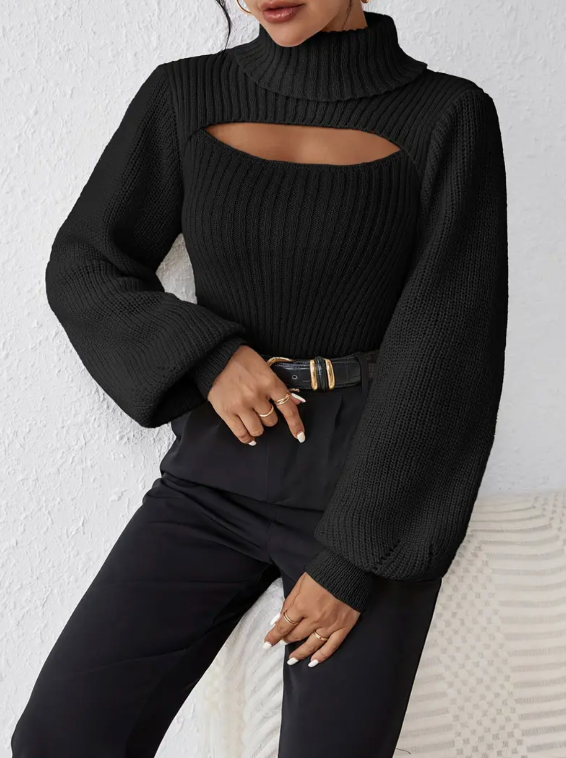 Hilary | high neck sweater with cut-out