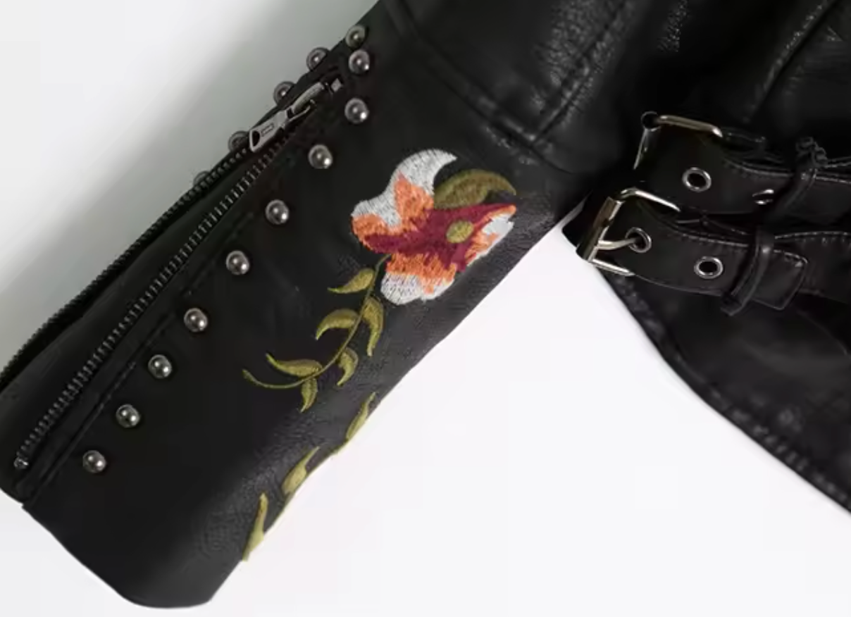 Dyllis |Jacket with embroidery