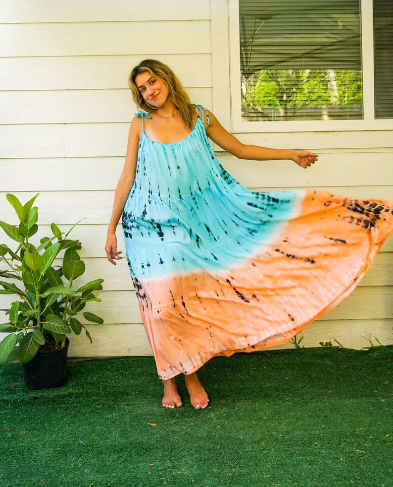 Blue Sunset | Tie-dye maxi dress