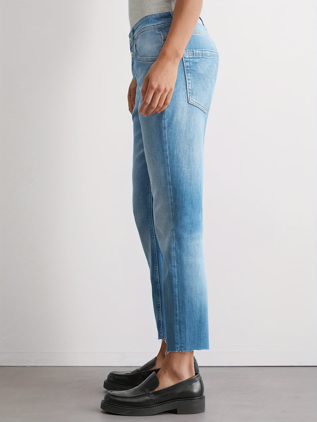 Loa | Low-rise stretch jeans