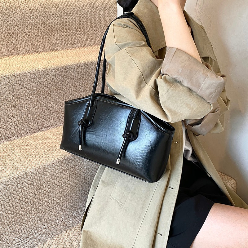 Aria Vintage Shoulder Bag