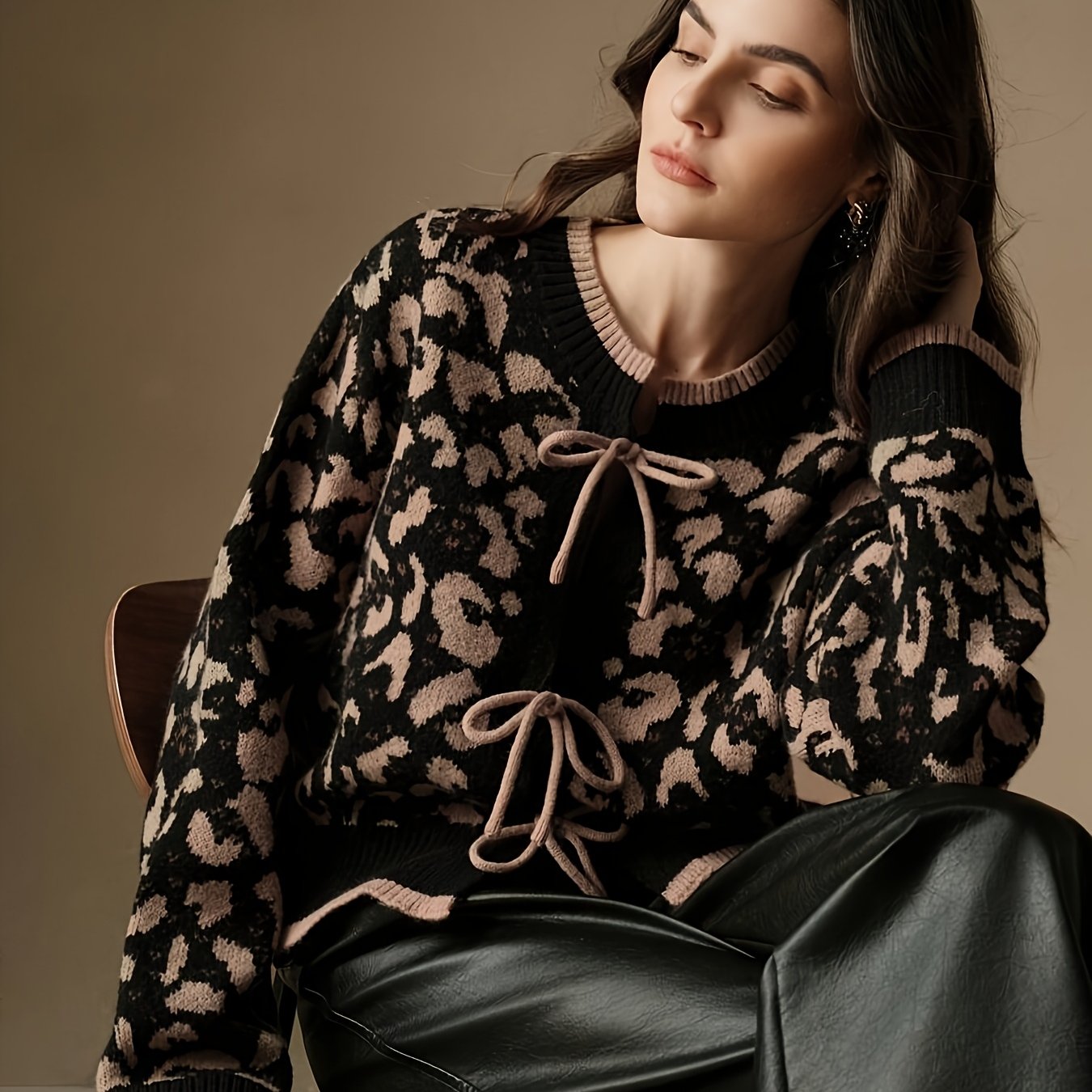 Semra | Cardigan with tie closure and jacquard pattern