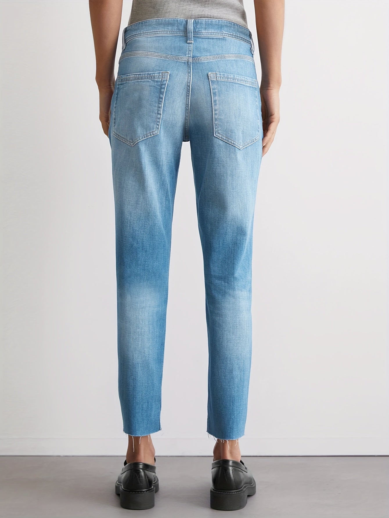 Loa | Low-rise stretch jeans