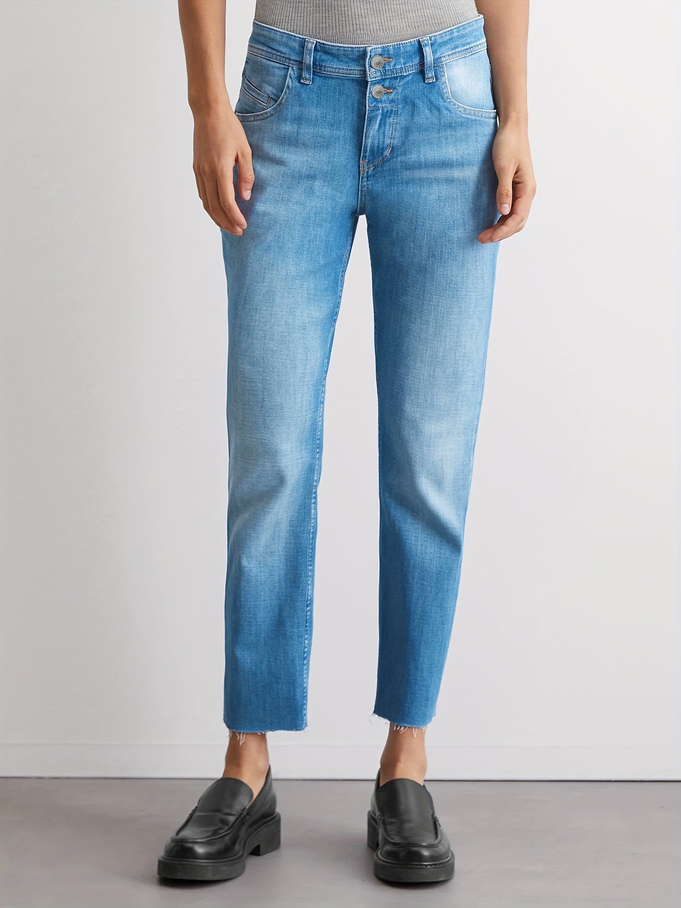 Loa | Low-rise stretch jeans